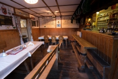 Hütte Innen
